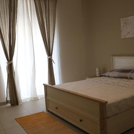 Casavera Apartment أتشيريالي المظهر الخارجي الصورة